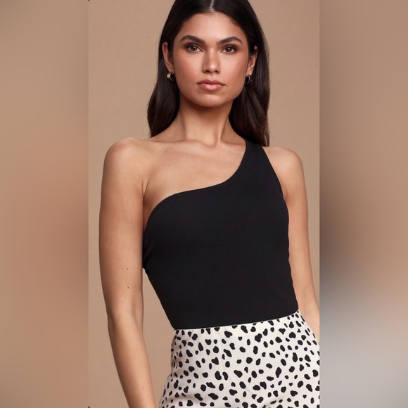 Lulus Tops - LULU’S BLACK ONE SHOULDER BODYSUIT